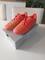 Voetbalschoenen adidas predator (maat 35), Sport en Fitness, Voetbal, Ophalen