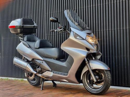 Honda Silverwing 400 SW400 FJS400 + 1 jaar gar @motomobilia, Motoren, Motoren | Honda, Bedrijf, Scooter, 12 t/m 35 kW, 2 cilinders