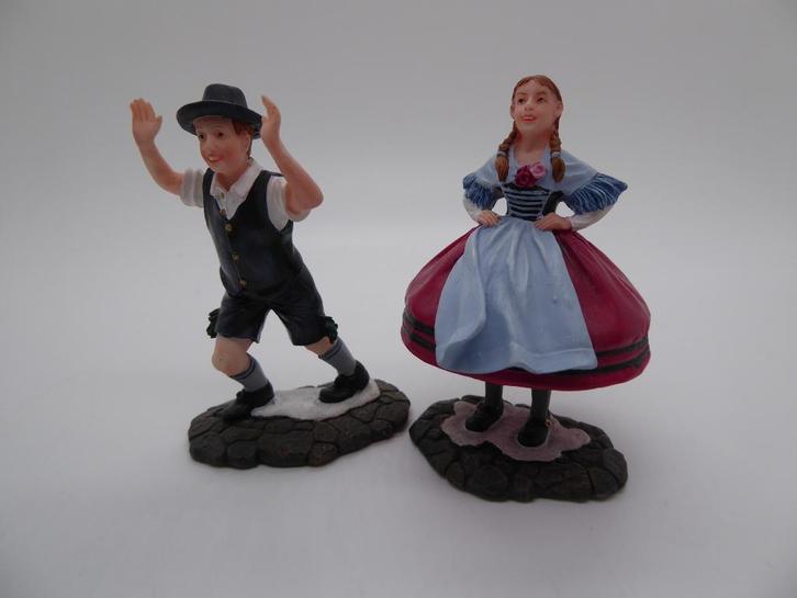 Luville Objet : couple dansant 601606, Divers, Noël, Enlèvement ou Envoi