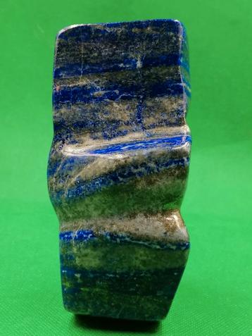 Natuurlijke Lapis-lazuli steen.  