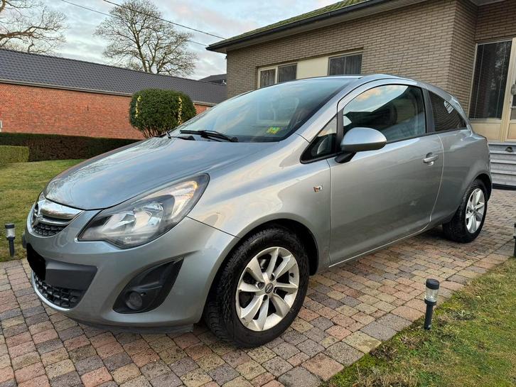 Opel Corsa 1.2i année 2015 * Airco Navi *, Auto's, Opel, Particulier, Corsa, ABS, Benzine, Leder, Ophalen