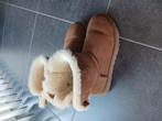Uggs maat 39, gebruikt maar nog in goede staat., Bruin, Lage of Enkellaarzen, Ophalen of Verzenden, Gedragen