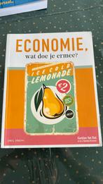 Economie, wat doe je ermee?, Boeken, Ophalen of Verzenden, Zo goed als nieuw, Economie en Marketing, Karolien Van Riel