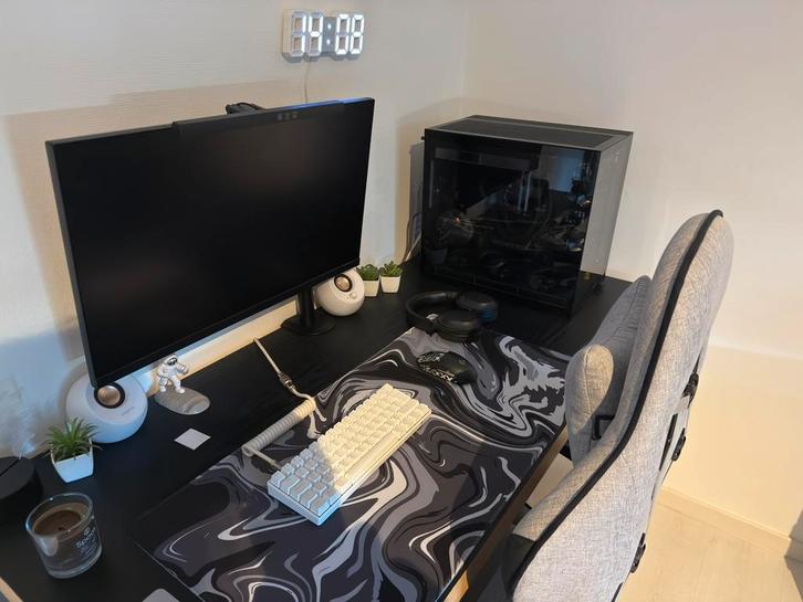Setup PC Gaming | Chaise Gaming | Bureau Ikea, Informatique & Logiciels, Ordinateurs de bureau, Neuf, Gaming, Enlèvement