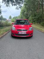 Ford fiesta ghia in zeer goede staat, Auto's, Voorwielaandrijving, 1596 cc, Stof, Zwart