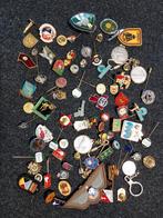 Pins, Collections, Broches, Pins & Badges, Enlèvement, Utilisé