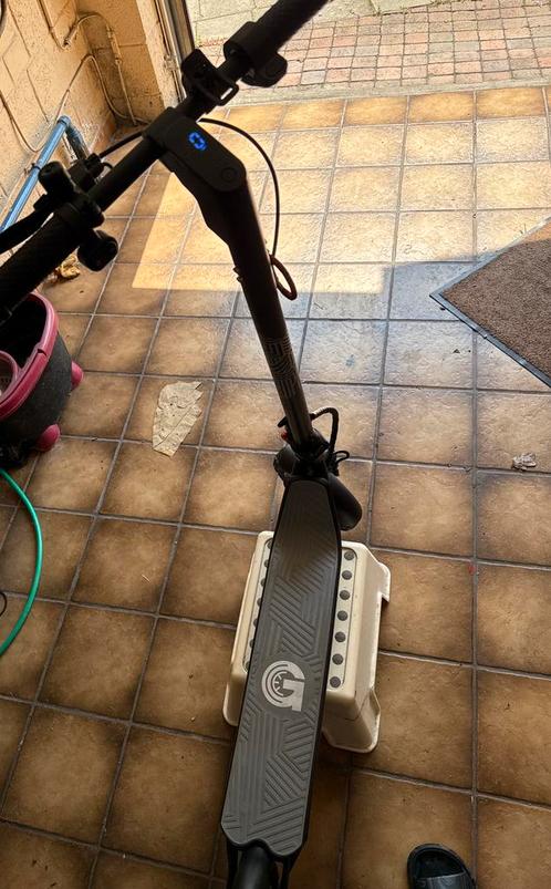 UrbanGlide Evo 100 elektrische scooter — Zo goed als nieuw, Fietsen en Brommers, Steps, Zo goed als nieuw, Overige typen, Ophalen