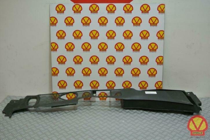 audi a4 a5 paravan 8k1819447, Auto-onderdelen, Carrosserie, Motorkap, Audi, Gebruikt