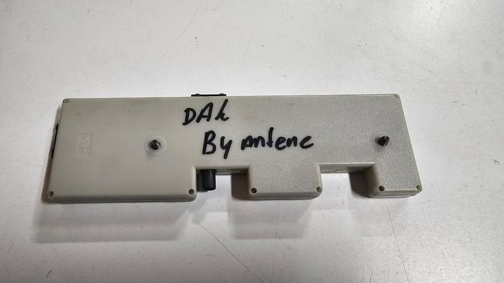 Antenne versterker Diversity BMW 3 / 5 / 6 / 7 E92 F10 F11 F, Auto diversen, Autoradio's, Ophalen of Verzenden