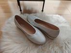 Witte ballerina's van Gabor, Kleding | Dames, Schoenen, Ophalen of Verzenden, Nieuw, Ballerina's