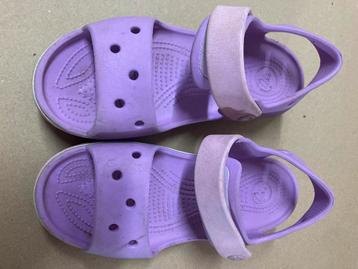 Crocs sandalen j2 beschikbaar voor biedingen