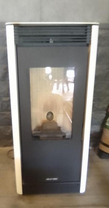 Pelletkachel Jolly mec .8kw.zo goed als nieuw .2 jaar., Huis en Inrichting, Kachels, Ophalen, Zo goed als nieuw, Overige brandstoffen