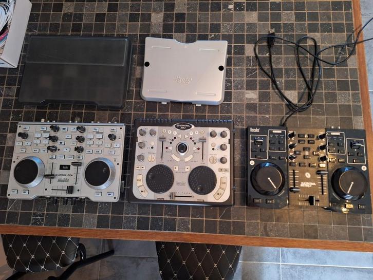 3 Hercules USB DJ controllers – bundel, Musique & Instruments, DJ sets & Platines, Enlèvement