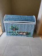 Panier à jouets en osier, Enlèvement