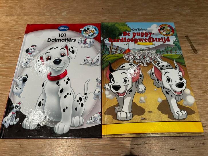 2 Disney boeken over Dalmatiers, Boeken, Kinderboeken | Jeugd | onder 10 jaar, Zo goed als nieuw, Sprookjes, Ophalen of Verzenden
