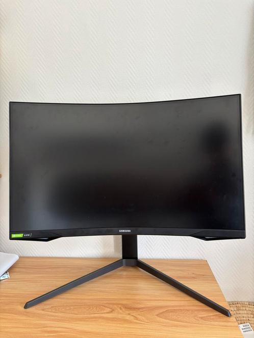 240 Hz Samsung Odyssey G7 gebogen en instelbaar 2k-scherm, Computers en Software, Monitoren, Zo goed als nieuw, 201 Hz of meer