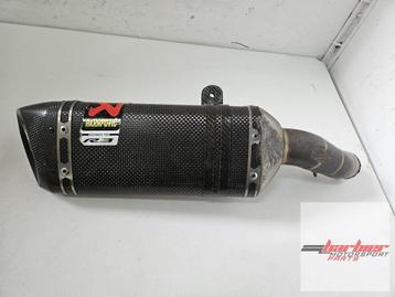 YAMAHA R3 AKRAPOVIC UITLAAT beschikbaar voor biedingen