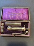 Ancienne Seringue pour injecter du sérum, Ophalen