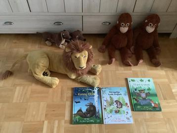 Ikea voorleesboeken en knuffels beschikbaar voor biedingen