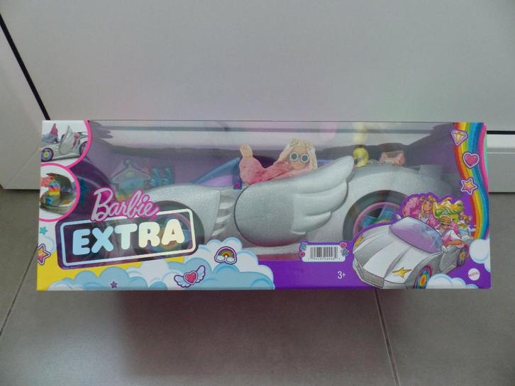 Barbie Extra auto met vleugels / glitter, Kinderen en Baby's, Speelgoed | Poppen, Zo goed als nieuw, Barbie, Ophalen of Verzenden