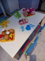 Tafel, 4 stoelen, eten en drinken, Kinderen en Baby's, Ophalen, Zo goed als nieuw