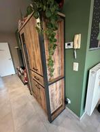 Mooie landelijke vitrinne kast, Ophalen, Zo goed als nieuw