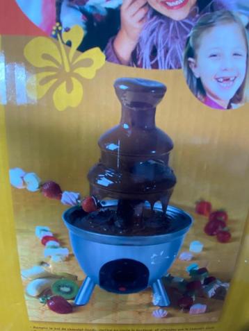 chocolade fontein (nieuw) beschikbaar voor biedingen