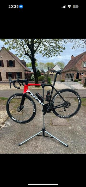 Trek Emonda sl6 costum build met powermeter MOET WEG! beschikbaar voor biedingen