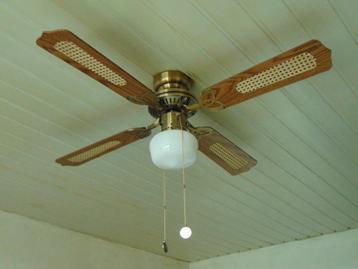 Ventilateur de plafond avec éclairage