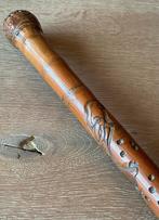 Wandelstok antiek met mythische Chinese graveringen, Diversen, Wandelstokken, Ophalen of Verzenden, Gebruikt