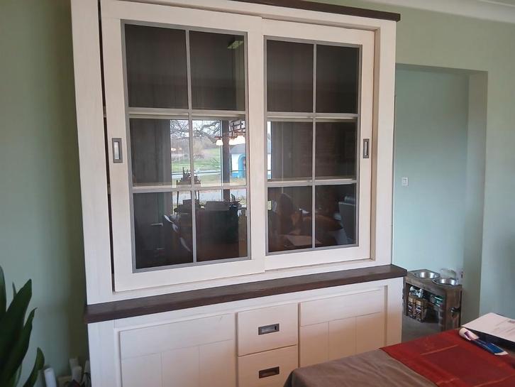 Vitrinekast + dressoir in landelijke stijl, Huis en Inrichting, Kasten | Buffetkasten, Gebruikt, Ophalen