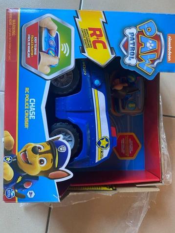 PAW PATROL - VOITURE TÉLÉCOMMANDE à -50%