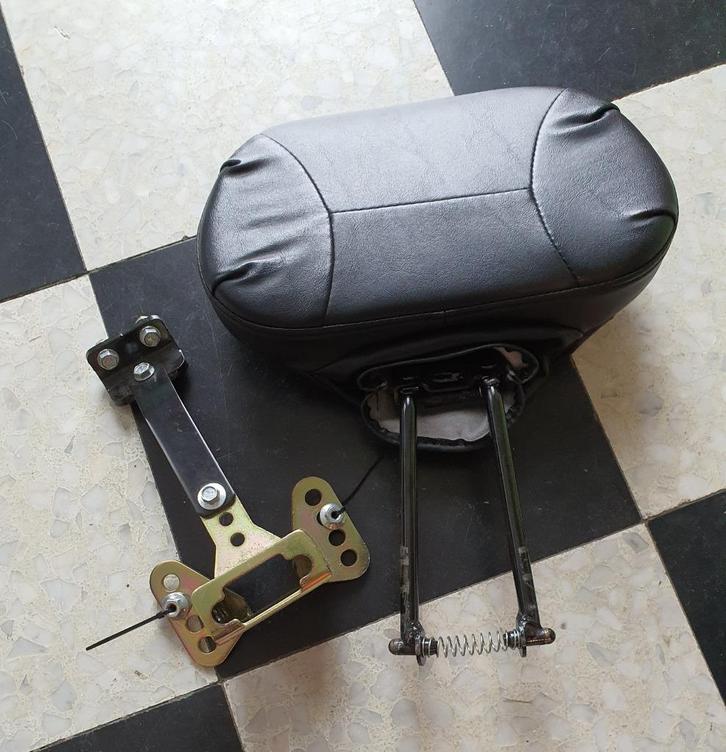 HARLEY DAVIDSON TOURING ROAD KING RUGSTEUN  + BEVESTIGING, Motoren, Onderdelen | Harley-Davidson, Gebruikt, Ophalen of Verzenden