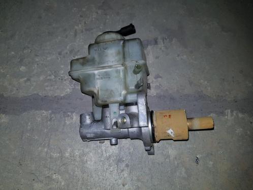 Hoofdremcilinder BMW E39 2001 525i, Auto-onderdelen, Motor en Toebehoren, BMW, Gebruikt, Ophalen