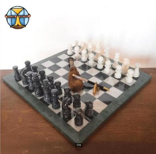 Grand jeu d'échecs en marbre de haute qualité 40,5 x 40,5 cm, Hobby & Loisirs créatifs, Jeux de société | Jeux de plateau, Comme neuf