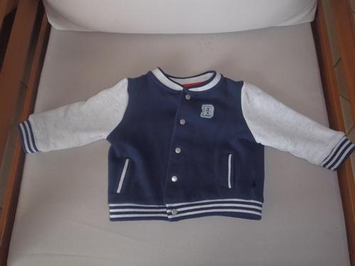 vest maat 68, Kinderen en Baby's, Babykleding | Maat 68, Zo goed als nieuw, Jongetje, Overige typen, Ophalen