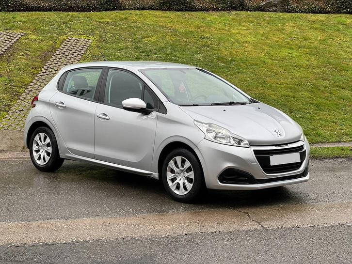 Peugeot 208 1.6hdi euro 6B*189.000km*Avec contrôle technique, Autos, Peugeot, Particulier, ABS, Airbags, Air conditionné, Alarme