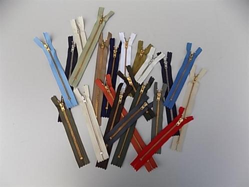 Ritsen en knopen nieuw in verschillende kleuren en afmetinge, Hobby en Vrije tijd, Naaien en Fournituren, Nieuw, Rits of Sluiting