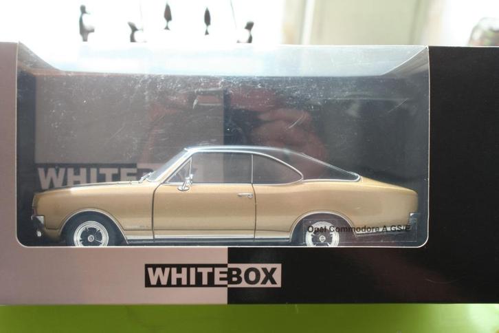 Verschillende Opel modellen 1/24, Hobby en Vrije tijd, Modelauto's | 1:24, Nieuw, Auto, Overige merken, Ophalen of Verzenden