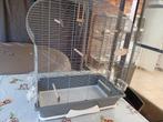 Te koop mooi vogel kooi met stokken Em eet potjes bij, Dieren en Toebehoren, Ophalen, Nieuw, Kunststof, Vogelkooi