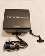 Moulinet Shimano 24 Twin Power 4000M, Sports nautiques & Bateaux, Pêche à la ligne | Poissons prédateurs, Enlèvement ou Envoi