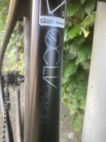 ENIGE racefiets TREK DOMAILE SIX  maat 52 beschikbaar voor biedingen