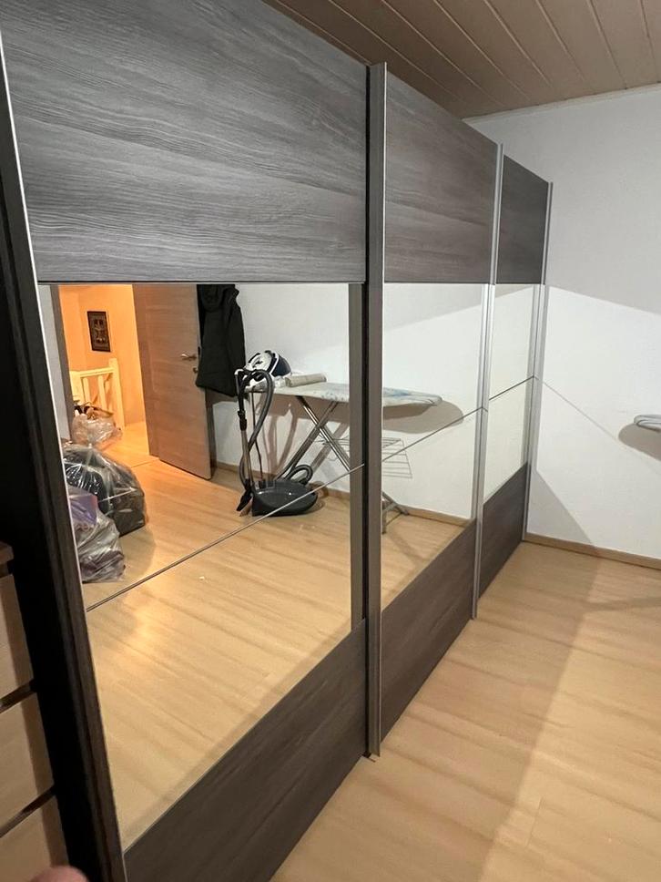 Kleerkast met schuifdeuren, Maison & Meubles, Armoires | Penderies & Garde-robes, Comme neuf, 200 cm ou plus, 200 cm ou plus, 50 à 75 cm