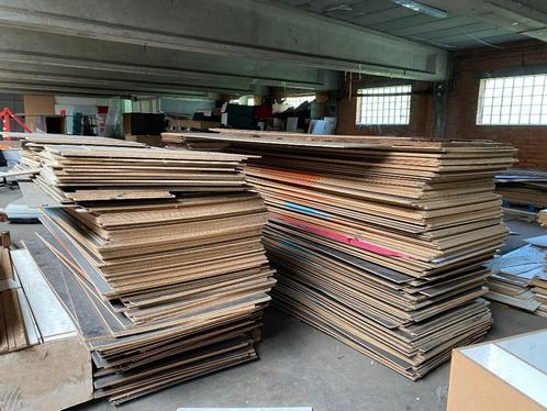 panneaux de bois GRATUITS, Bricolage & Construction, Plaques & Panneaux, Comme neuf, Multiplex, Moins de 20 mm, Enlèvement