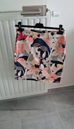 Witte rok met bloemen, Maat 38/40 (M), Overige kleuren, Cassis, Ophalen of Verzenden