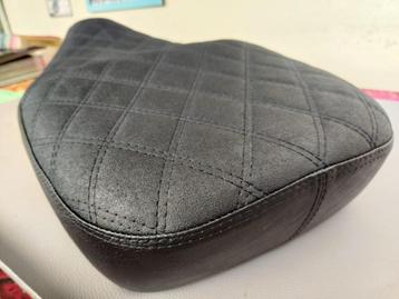 Custom made zadel beschikbaar voor biedingen