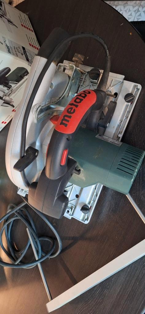 Handcirkelzaag METABO linkshandig, Bricolage & Construction, Outillage | Scies mécaniques, Comme neuf, Scie circulaire, 1200 watts ou plus