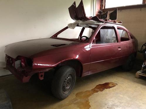 Project auto, Auto's, Opel, Particulier, Kadett, Lichtmetalen velgen, Metaalkleur, Trekhaak, Benzine, Coupé, 2 deurs, Handgeschakeld