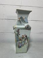 Chinese vase ,Famille rose, Antiek en Kunst, Antiek | Vazen, Ophalen of Verzenden