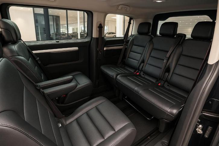 Peugeot Traveller 2.0 BlueHDi Business VIP S, Auto's, Peugeot, Particulier, Traveller, Achteruitrijcamera, Adaptieve lichten, Adaptive Cruise Control